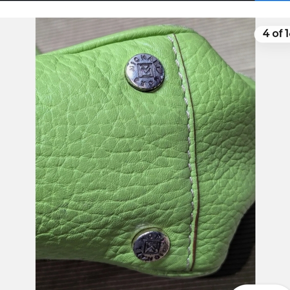 Michael Kors Green leather purse - Picture 2 of 6